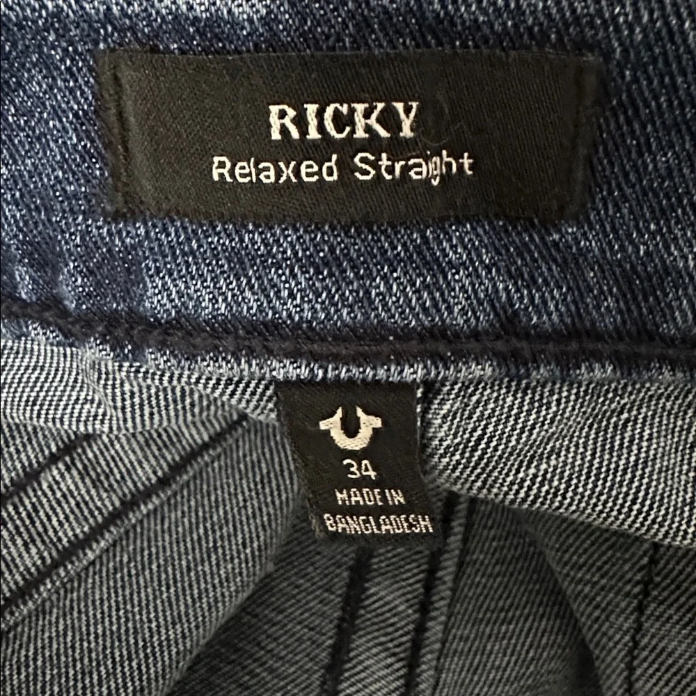 NEW TRUE RELIGION Ricky‎ SN Relaxed Straight Jean Medium Tidal Wash Size 34 x 34